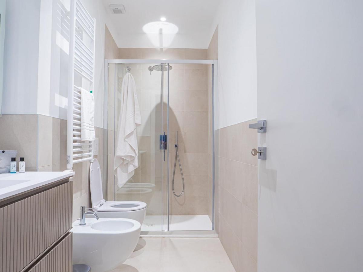 The Best Rent - Modern Apartment Near Corso Buenos Aires ミラノ エクステリア 写真